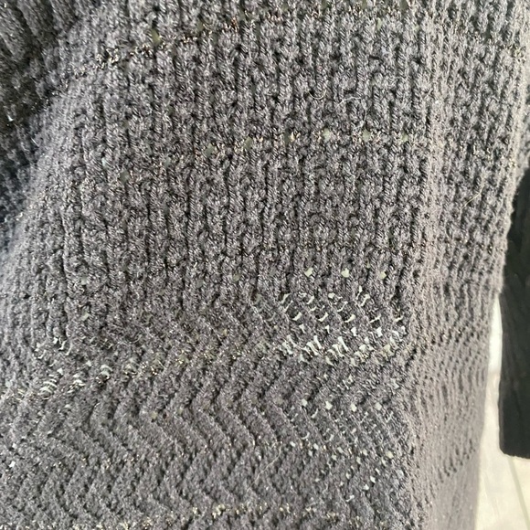 Calvin Klein V Neck Sweater size Large EUC - Picture 5 of 10